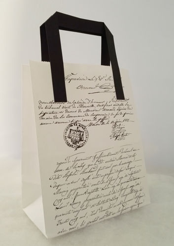 1 Stück dpdanmark weiß, Papiertasche ca. Höhe 23 cm, Länge 18 cm, Breite 10,5 cm Geschenke Tüte